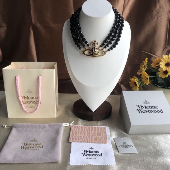 Vivienne Westwood Three Row Pearl Bas Relief Choker in Black (Brand New) - Picture 2 of 5